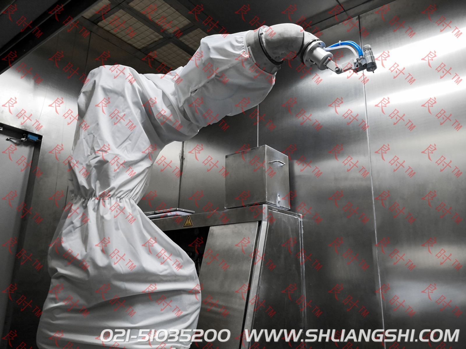 良時(shí)飛機(jī)零部件噴涂機(jī)器人