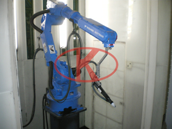 靜電噴粉機(jī)器人